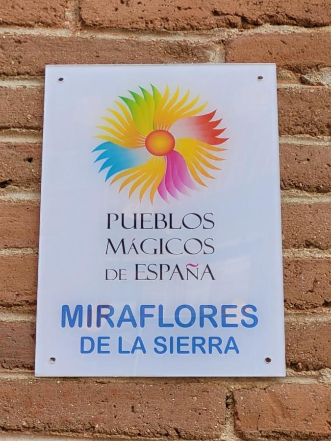 El Robledal - Miraflores De La Sierra Eksteriør bilde